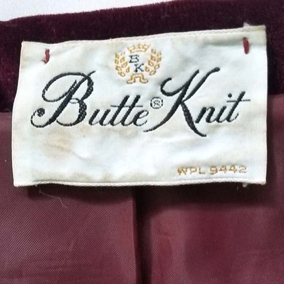 Vintage 1960s Velvet Blazer Skirt- MINT CONDITION! - Picture 8 of 8